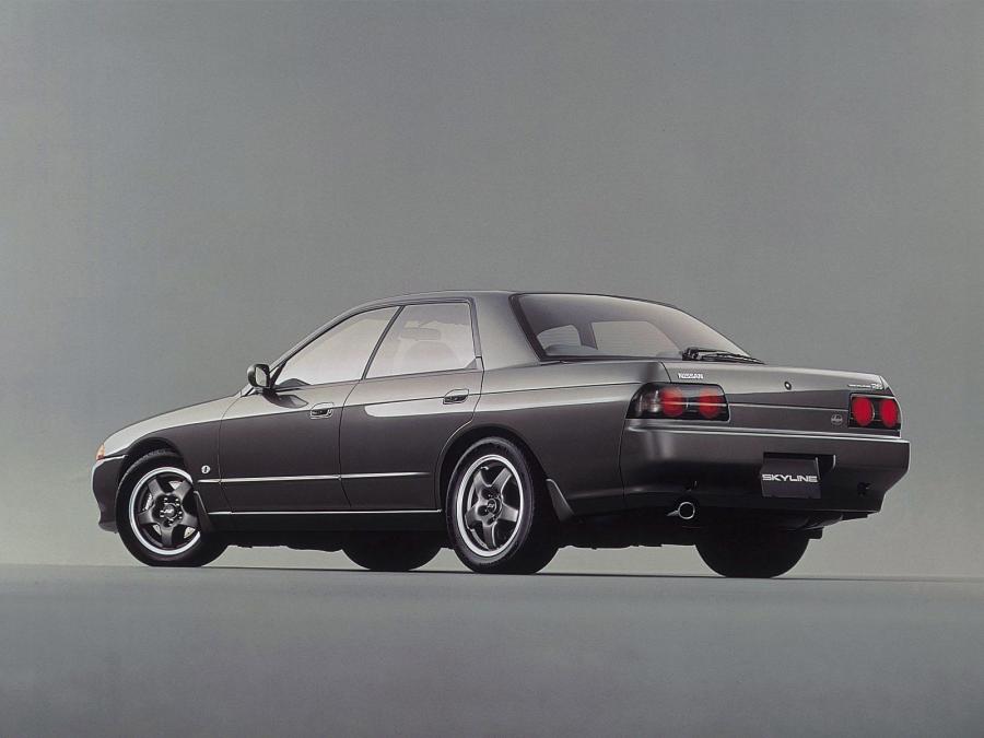 Nissan Skyline GT-R by Autech 1992 года  (фото 2 из 2)